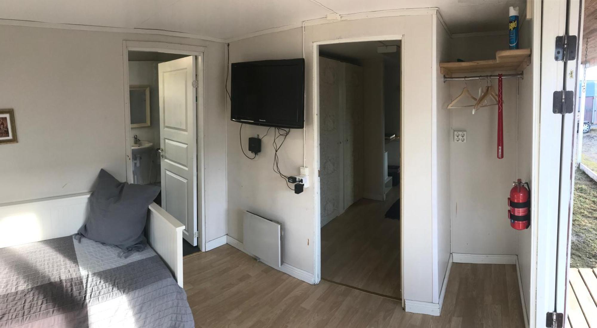 Vallby Farm Camp Orebro Bagian luar foto