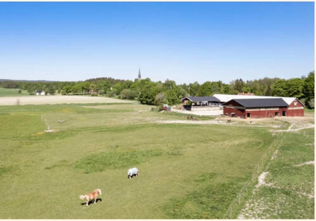Vallby Farm Camp Orebro Bagian luar foto