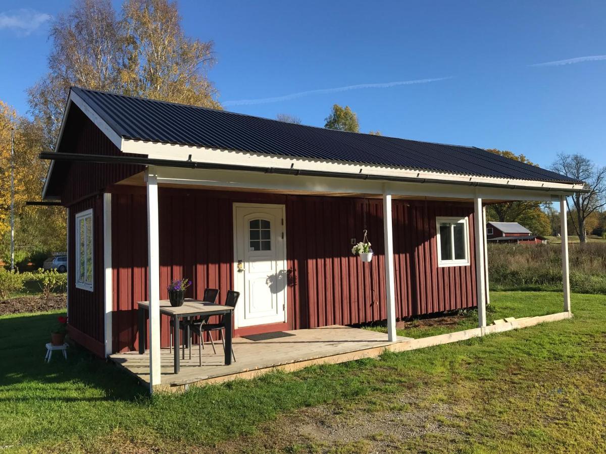 Vallby Farm Camp Orebro Ruang foto